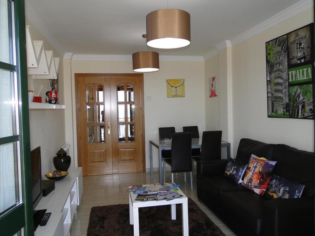 Apartamentos El Pinedo 诺哈 外观 照片