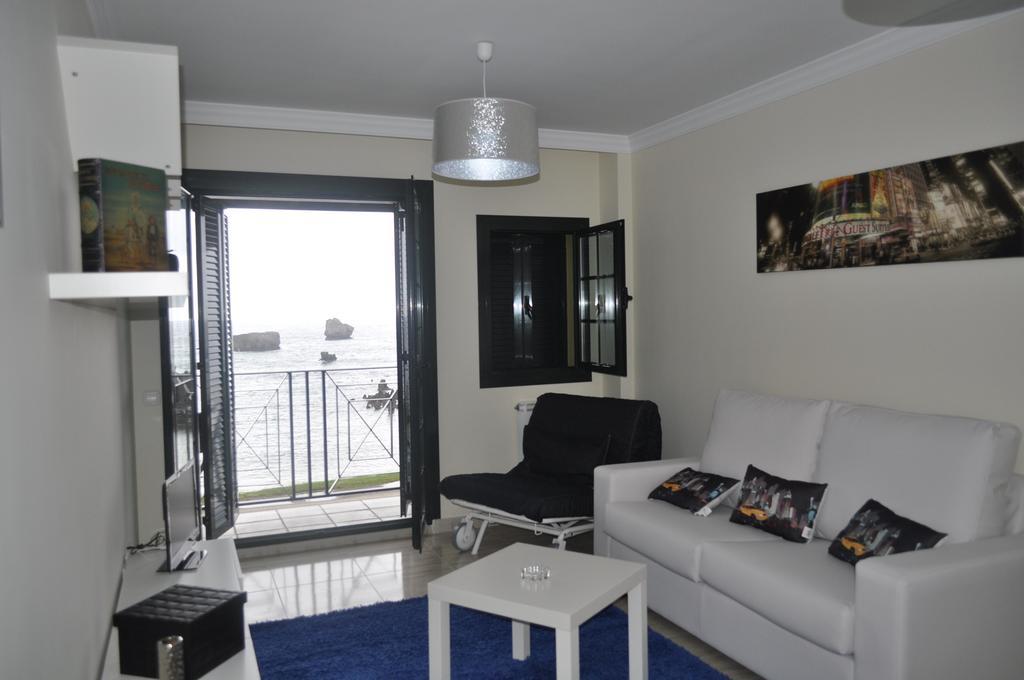 Apartamentos El Pinedo 诺哈 外观 照片